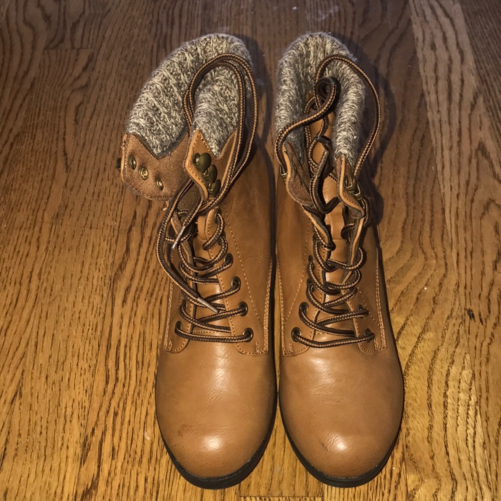 Brown/Tan Wedges